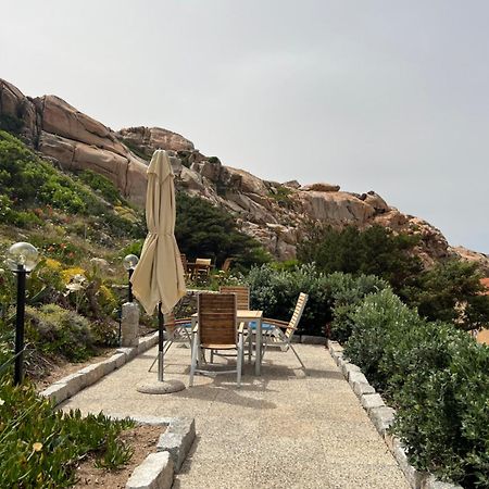 Appartamento Il Paguro A Cala Francese Ла Мадалена Екстериор снимка
